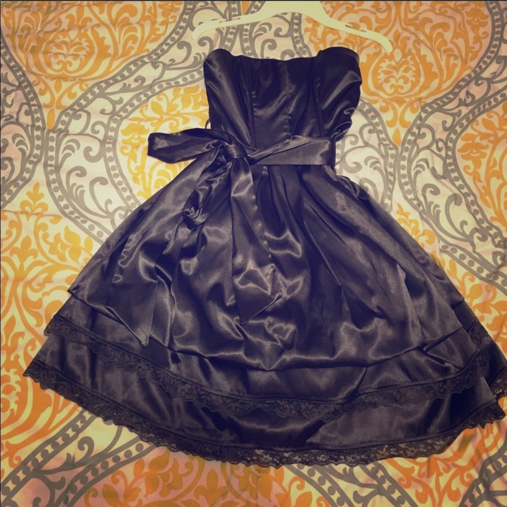 Maurice’s dress